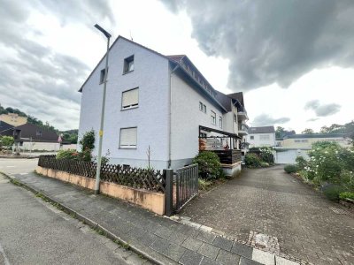 Landstuhl - Nähe Grundschule In der Au, MFH mit 3 Wohneinheiten, Stellplatz, Balkon, PV-Anlage