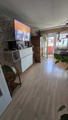 850.0 € - 94.0 m² - 3.0 Zi.