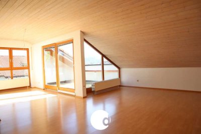 Gemütliche 2 Zimmer Dachgeschosswohnung