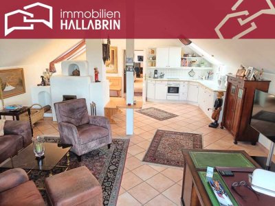 gemütliche 2-Zimmer-Eigentumswohnung im Dachgeschoss mit Balkon, Tiefgarage u. Kfz-Stellplatz