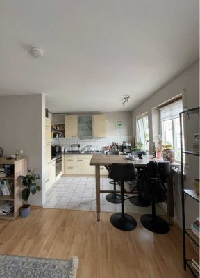 Hübsche helle 1-Zimmer-Wohnung mit Option Möblierung