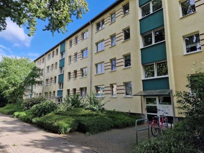 3 Zimmer Wohnung mit Balkon, WBS § 8 oder  88 erforderlich, 1. Stock, kein Aufzug