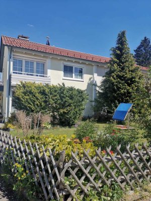 Zentral in ruhiger Wohngegend gelegenes Haus