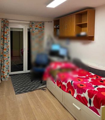 1,5 Zimmer in einer 3-Zimmer-Wohnung (WG) mit Balkon in Ludwigsburg