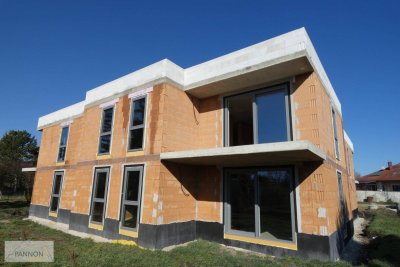 NATURNAH ENERGIESPARENDE NEUBAUWOHNUNG TERRASSE EIGENGARTEN
