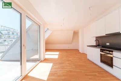 Hochwertiger Erstbezug mit großer Süd-Terrasse in Hofruhelage nahe Kagraner Platz! Küche und top Ausstattung inklusive!
