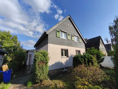Saniertes Einfamilienhaus mit großem Garten in ruhiger Siedlung in Potsdam
