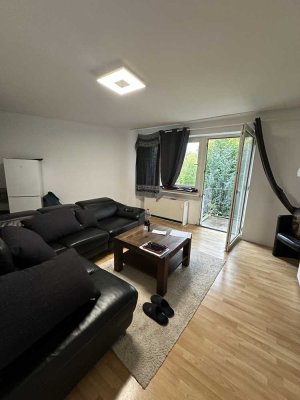 lichtdurchflutete  1,5 Zimmer Wohnug mit Balkon | E-Altendorf