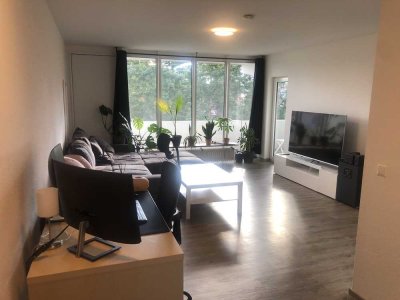 Helle 2-Zimmer Wohnung