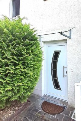 Streichen, einziehen, wohnen: Helles Reihenmittelhaus zu verkaufen