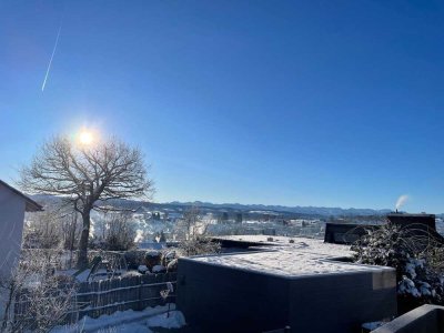 Bergpanorama über Lindenberg
3-Zimmer-Eigentumswohnung in kleiner Anlage