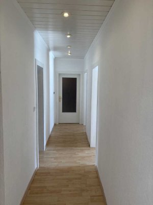 3 Zimmer Wohnung Altbau 90m² 1. Etage