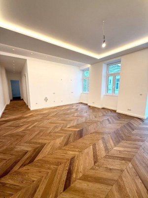 Luxuriöse Altbauwohnung mit zwei Balkonen in Toplage des 3. Bezirks