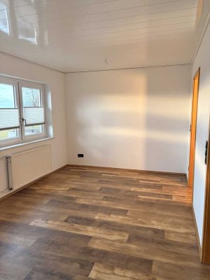 Schöne, Helle 1-Zimmer Einliegerwohnung zu vermieten