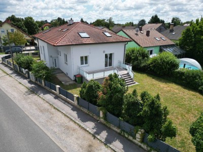 Einfamilienhaus mit 194 m² / 10 Zimmer +ERSTBEZUG nach SANIERUNG+