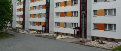 renovierte 3-Raum Wohnung mit Balkon