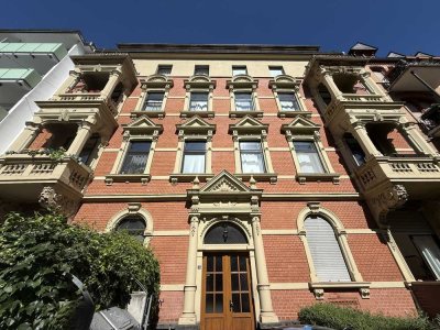 Zentral gelegene 2,5 Zimmerwohnung im sanierten Altbau sofort frei oder zum vermieten