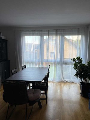 Helle 4-Zimmer-Wohnung mit Balkon ins Grüne – Toplage Kassel-Kirchditmold
