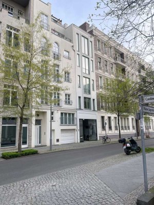 Elegante Maisonette Wohnung mit Blick auf das Auswärtige Amt – Exklusive Lage in Berlin Mitte