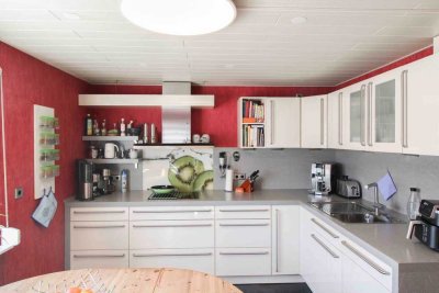 Charmantes und sehr gepflegtes Reihenmittelhaus mit tollem Garten in Ahnatal