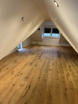 Moderne DG-Maisonette-Eigentumswohnung in Worms Rheindürkheim auf KfW 55