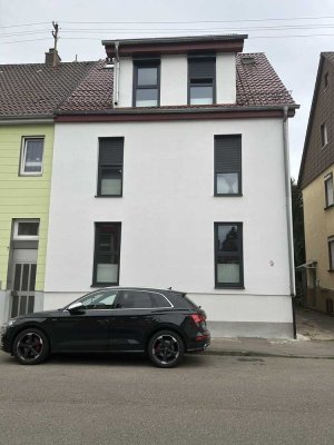 Attraktives Drei-Familien-Haus- kernsaniert, zentral
und vielseitig nutzbar