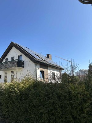 Geräumiges 5-Zimmer-Haus mit großem Garten in Kassel-Warteberg