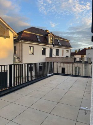 helle, lichtdurchflutete 2-Zimmerwohnung mit großzügigen Terrasse