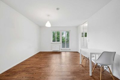 Charmante 1-Zimmer Wohnung mit Balkon & Stellplatz