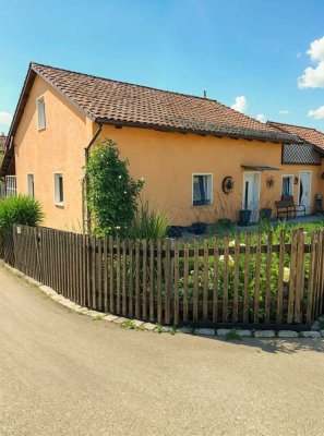 Solide Kapitalanlage mit Sonnenrendite – Einfamilienhaus mit PV-Ertrag und zuverlässiger Vermietung