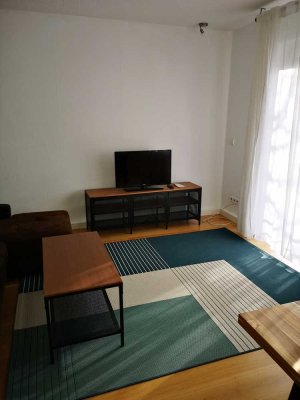 3-Zimmer-Wohnung mit EBK großem eigenem Garten und auf Wunsch mit Garage
