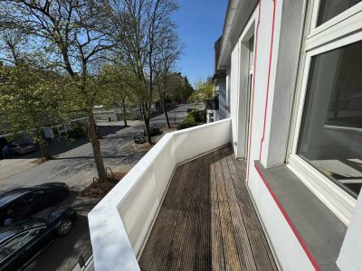 Frisch renovierte 3-Zimmer -Wohnung mit großer Küche und Balkon in Mettmann