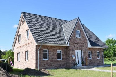 TOP DEAL: MEIN TRAUMHAUS 137m² MEIN DEICH 3000m². MEIN BOOT. KLINKER +GAUBE +5 Zimmer
