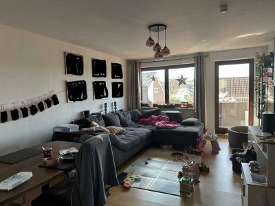 Suche Nachmieter für 2,5 Zi. Wohnung in ruhiger Gegend