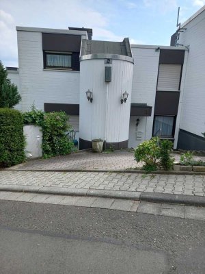 Charmantes Reihenhaus mit herrlichem Fernblick