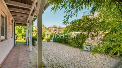 Großzügiges EFH mit Einliegerwohnung, PV-Anlage und idyllischem Garten in ruhiger Lage von Hausen