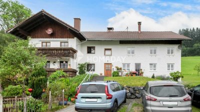 Lichtdurchflutete Vier-Zimmer-Wohnung mit ländlichem Flair und Weitblick