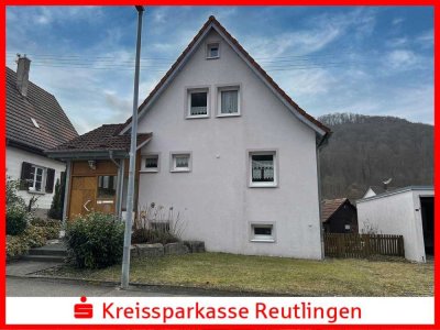 Gepflegtes Einfamilienhaus mit schönem Garten in ruhiger Lage
