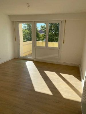 Helle - 3 Zimmer mit Balkon in Göppingen-Manzen