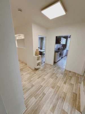 90m² Whg, 3 Zimmer + Wohnküche inkl. Strom & Internet, für WG geignet, möbliert, mit Stellplatz