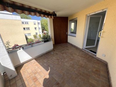 Helle 3,5-Zimmer Wohnung mit zwei Balkonen im 1. OG in Göppingen