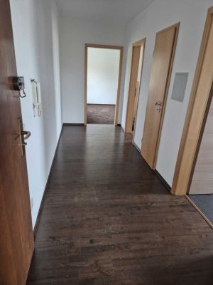 Gepflegte 2-Zimmer-Wohnung mit Balkon und EBK in Speyer