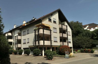 Sonnige 1,5-Zimmer Wohnung mit Balkon und TG-Stellplatz am Kurpark in Bad Bellingen