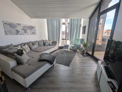 2-DG-Wohnung mit sonniger Dachterrasse und Einbauküche in Darmstadt