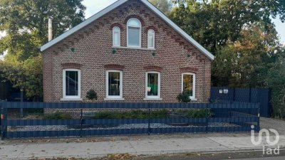 Hier ist sie, die Landidylle!  Einzigartiges Landhaus mit Charakter trifft auf Moderne