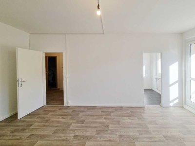 *Ruhige Lage*frischrenoviert ab Herbst*mit Sonnenbalkon*