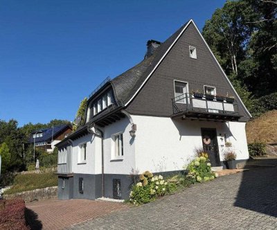 ++ ON-Immobilien ++ Ein saniertes EFH in Olpe-Neuenkleusheim!