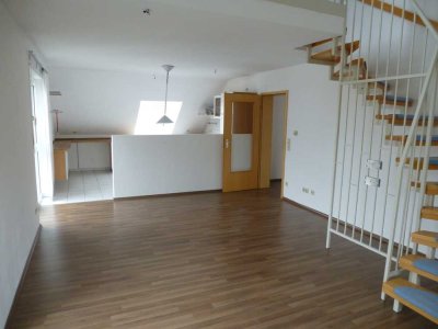 Helle 2-Zimmer-Galeriewohnung mit 2 Balkonen im 2. OG in Fürth-Eigenes Heim