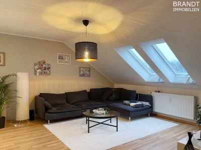 Bad Segeberg: 2-Zimmer-SINGLE-Dachgeschoss-Wohnung. ANFRAGEN MIT TEL.-NR. BITTE NUR PER EMAIL!