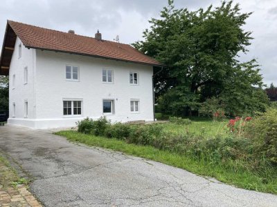 Frisch saniertes Einfamilienhaus mit großem Garten
